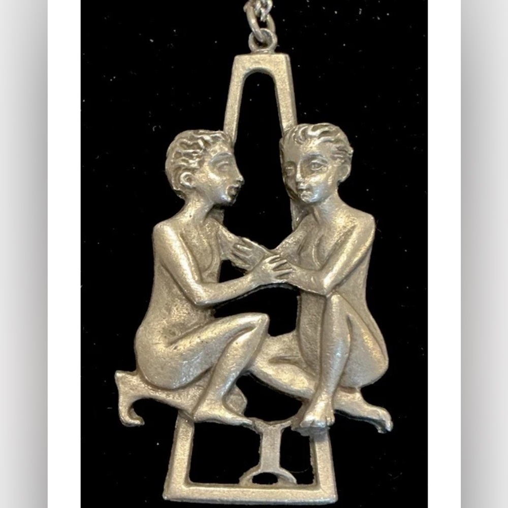 VINTAGE GENUINE PEWTER PENDANT GEMINI ZODIAC 31” NECKLACE SIGNED-CATHEDRAL-GUC